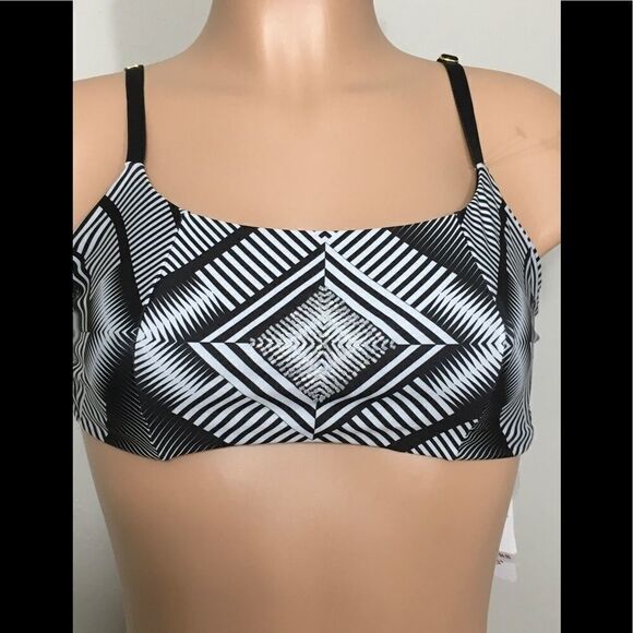 PILYQ Geometric diamond & midnight gold bottom. - Picture 6 of 9